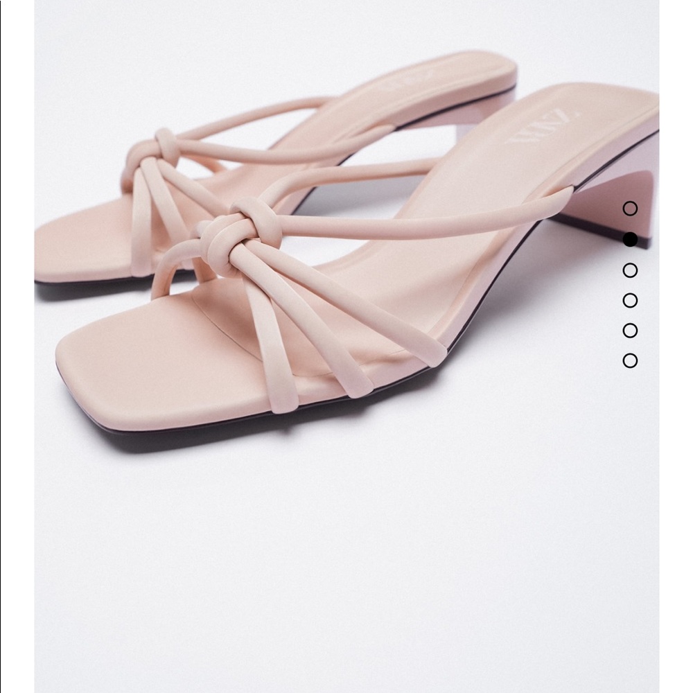 Flash sale🔥Zara Sandals bloggers fav - Picture 3 of 16